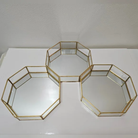 Mirrored Tray - Set of 3 - Picture 7 of 12